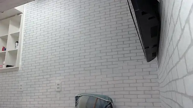 Snapshot of BombeiroHotx chatting on 03/13/26, 10:05 BombeiroHotx online show from 03/13/26, 10:05