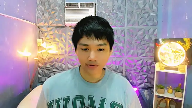 Snapshot of Mister_officer69 chatting on 02/06/26, 09:23 Mister officer69 online show from 02/06/26, 09:23