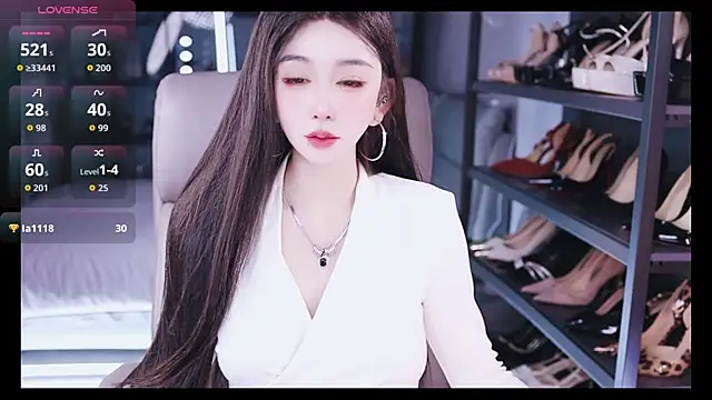 kelariy online show from 10/15/25, 02:28