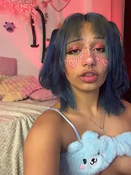 Snapshot of zoelight18 chatting on 02/15/26, 07:51 zoelight18 online show from 02/15/26, 07:51