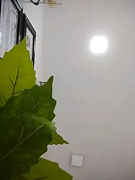 Snapshot of Natalia231708 chatting on 11/07/25, 11:05 Natalia231708 online show from 11/07/25, 11:05