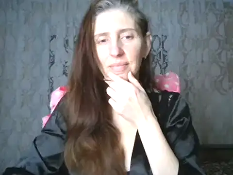 CandiCole online show from 12/17/25, 05:02