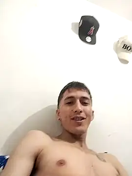 Carlos11123 online show from 10/04/25, 07:23
