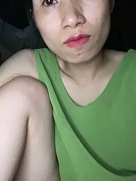 Snapshot of MinHiNi chatting on 09/16/25, 03:35 MinHiNi online show from 09/16/25, 03:35