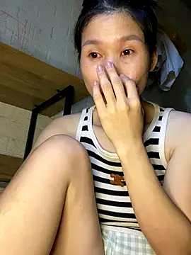 Snapshot of MinHiNi chatting on 09/20/25, 08:04 MinHiNi online show from 09/20/25, 08:04