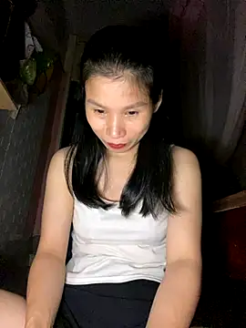 Snapshot of MinHiNi chatting on 09/30/25, 01:10 MinHiNi online show from 09/30/25, 01:10