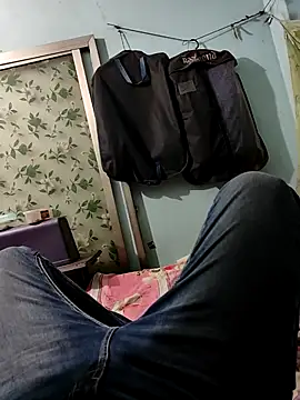 Snapshot of ya_sirwo chatting on 09/08/25, 03:22 ya sirwo online show from 09/08/25, 03:22