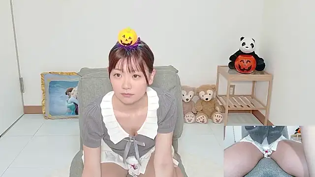 yuzukichi jp online show from 10/29/25, 04:04