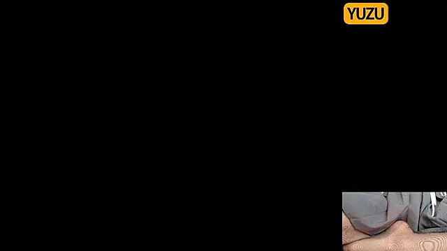Snapshot of yuzukichi_jp chatting on 04/06/26, 01:12 yuzukichi jp online show from 04/06/26, 01:12