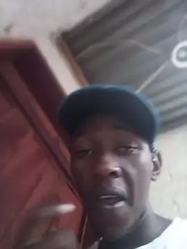 Snapshot of Mshengu01 chatting on 03/27/26, 10:59 Mshengu01 online show from 03/27/26, 10:59