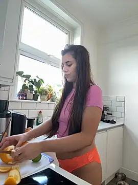 AlitaNova online show from 11/09/25, 10:02