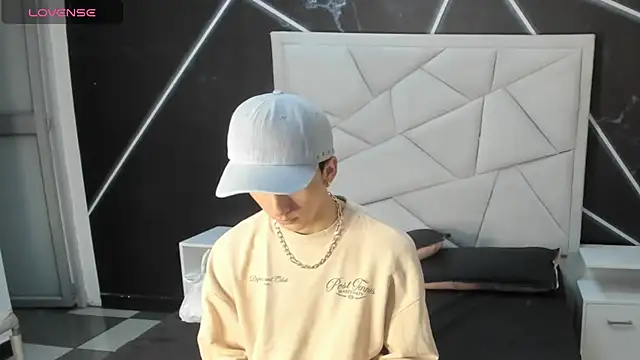 AerumChae online show from 03/19/26, 12:31