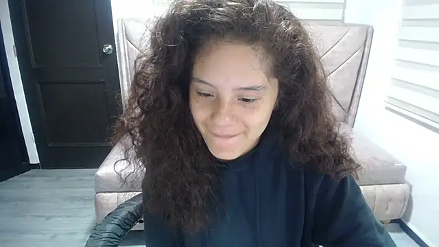 Velvet Moon V online show from 10/13/25, 01:11