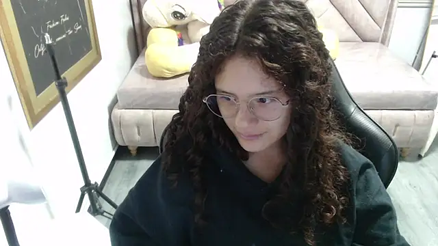 Velvet Moon V online show from 11/22/25, 01:10