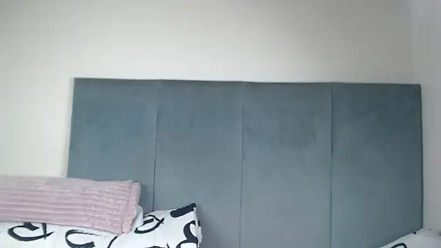 Snapshot of Jah-Queen chatting on 02/11/26, 05:51 Jah-Queen online show from 02/11/26, 05:51