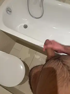 Snapshot of edeka12 chatting on 02/01/26, 08:51 edeka12 online show from 02/01/26, 08:51