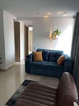 Lily June online show from 11/14/25, 07:23