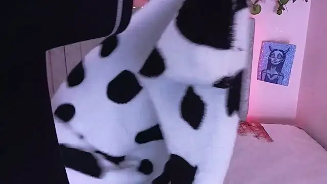 katalinathxandbritney1 online show from 09/13/25, 09:58