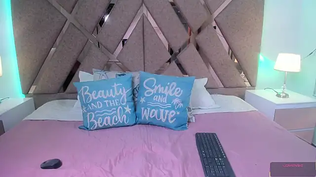 Snapshot of BelhaLawuo chatting on 11/03/25, 08:43 BelhaLawuo online show from 11/03/25, 08:43