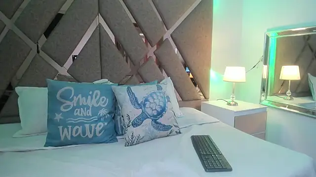 Snapshot of BelhaLawuo chatting on 11/05/25, 08:42 BelhaLawuo online show from 11/05/25, 08:42