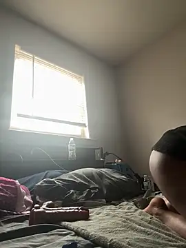 Snapshot of PrettyBabriexox chatting on 12/19/25, 04:58 PrettyBabriexox online show from 12/19/25, 04:58