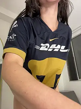 karinasantos  online show from 02/10/26, 10:41