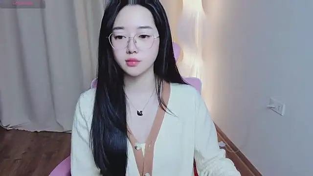 Snapshot of Miu-999 chatting on 01/09/26, 02:14 Miu-999 online show from 01/09/26, 02:14