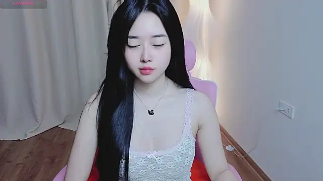 Snapshot of Miu-999 chatting on 01/13/26, 02:17 Miu-999 online show from 01/13/26, 02:17