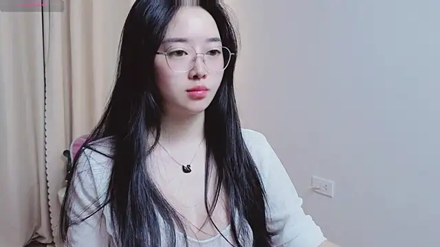 Snapshot of Miu-999 chatting on 02/22/26, 02:13 Miu-999 online show from 02/22/26, 02:13