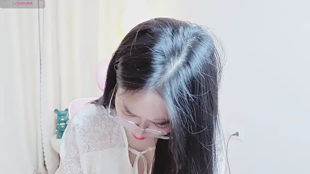 Snapshot of Miu-999 chatting on 02/23/26, 02:09 Miu-999 online show from 02/23/26, 02:09