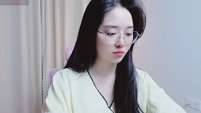 Snapshot of Miu-999 chatting on 03/15/26, 04:18 Miu-999 online show from 03/15/26, 04:18