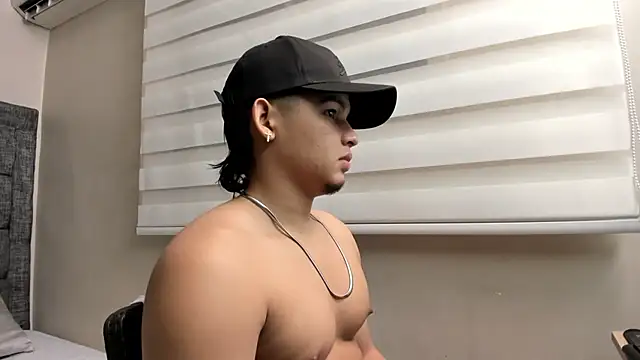 Riky Strong online show from 11/07/25, 03:17