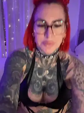 Snapshot of CatCoxx chatting on 03/05/26, 06:15 CatCoxx online show from 03/05/26, 06:15