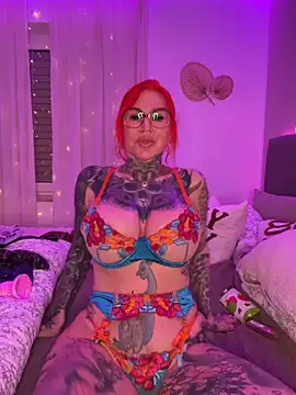 Snapshot of CatCoxx chatting on 03/15/26, 07:31 CatCoxx online show from 03/15/26, 07:31