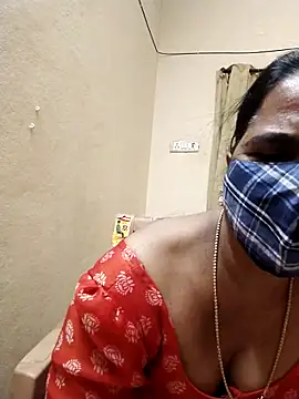 Snapshot of Darshini-Lovely chatting on 10/01/25, 07:36 Darshini-Lovely online show from 10/01/25, 07:36