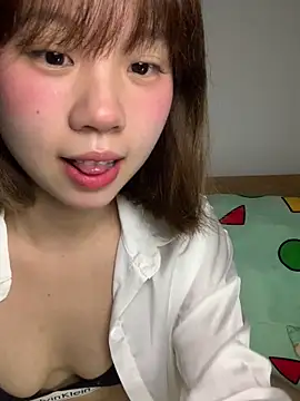 Snapshot of zhaomosheng125216 chatting on 03/01/26, 11:40 zhaomosheng125216 online show from 03/01/26, 11:40