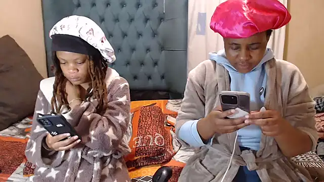 EbonyEssence online show from 04/25/26, 09:34