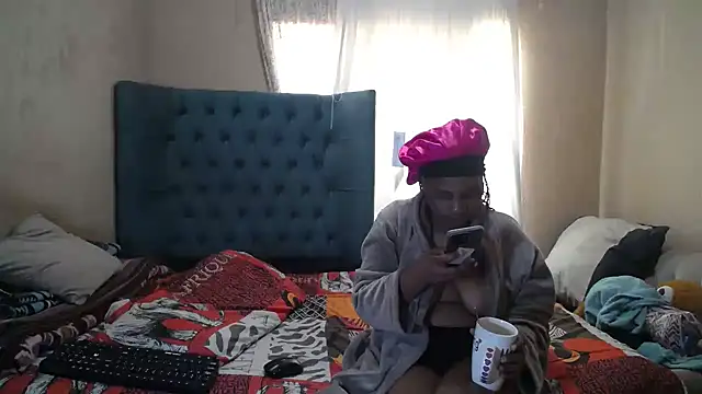 EbonyEssence online show from 04/27/26, 10:35