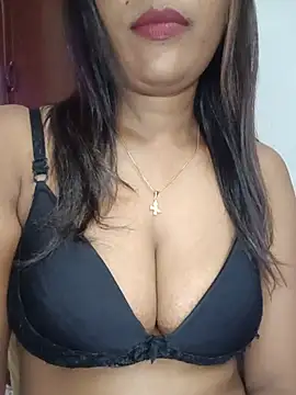 Tamil kavinila online show from 06/05/26, 10:21