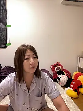 Snapshot of h415a812 chatting on 09/30/25, 07:41 h415a812 online show from 09/30/25, 07:41