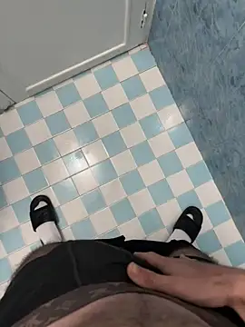 Snapshot of amnnnnnnnnnnn chatting on 03/24/26, 12:59 amnnnnnnnnnnn online show from 03/24/26, 12:59