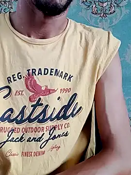 Snapshot of Yasar-Xxxl chatting on 11/15/25, 12:19 Yasar-Xxxl online show from 11/15/25, 12:19