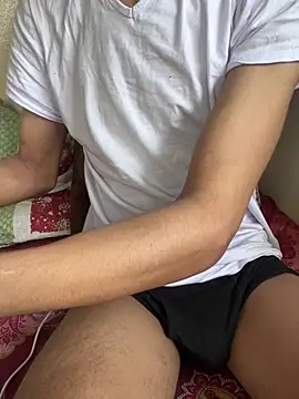 Snapshot of Yasar-Xxxl chatting on 03/23/26, 02:54 Yasar-Xxxl online show from 03/23/26, 02:54