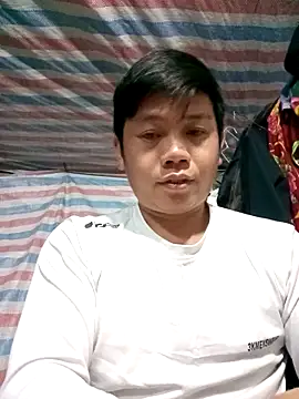 Snapshot of DungLuongg chatting on 04/01/26, 02:25 DungLuongg online show from 04/01/26, 02:25