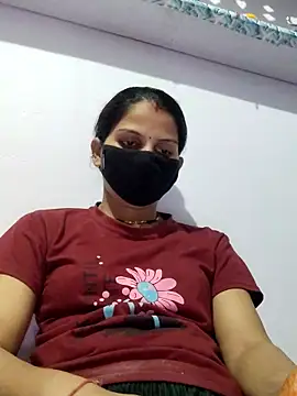 Snapshot of poojam93 chatting on 10/31/25, 04:30 poojam93 online show from 10/31/25, 04:30