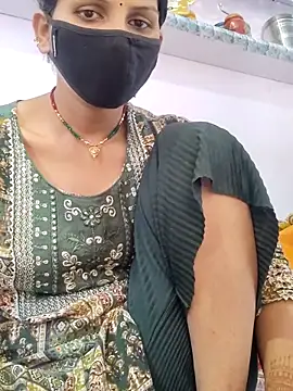 Snapshot of poojam93 chatting on 11/05/25, 07:08 poojam93 online show from 11/05/25, 07:08