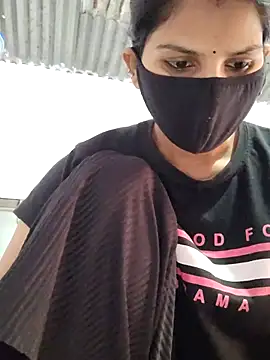 Snapshot of poojam93 chatting on 12/02/25, 02:28 poojam93 online show from 12/02/25, 02:28