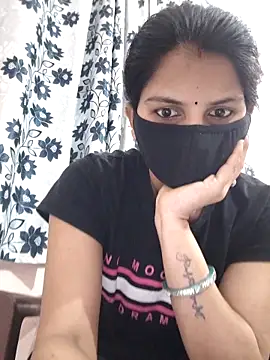 Snapshot of poojam93 chatting on 04/03/26, 02:31 poojam93 online show from 04/03/26, 02:31