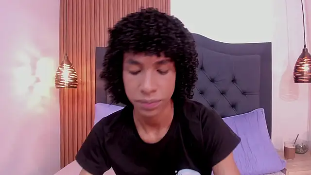 Snapshot of Johan_gz_ chatting on 06/23/26, 11:30 Johan gz online show from 06/23/26, 11:30