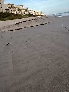 sarahkat86 online show from 11/06/25, 12:28